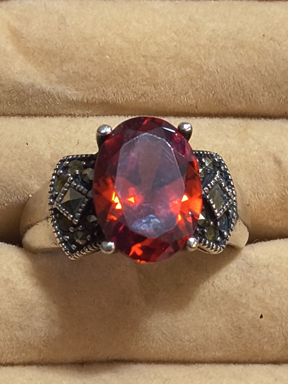 Sterling Silver & Large Garnet W/ Marcasite Design Accents Ring Size 10 Signed